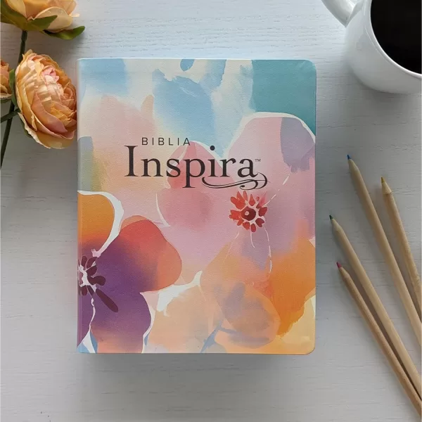 Biblia NTV Inspira paraiso floral semi piel - Imagen 5